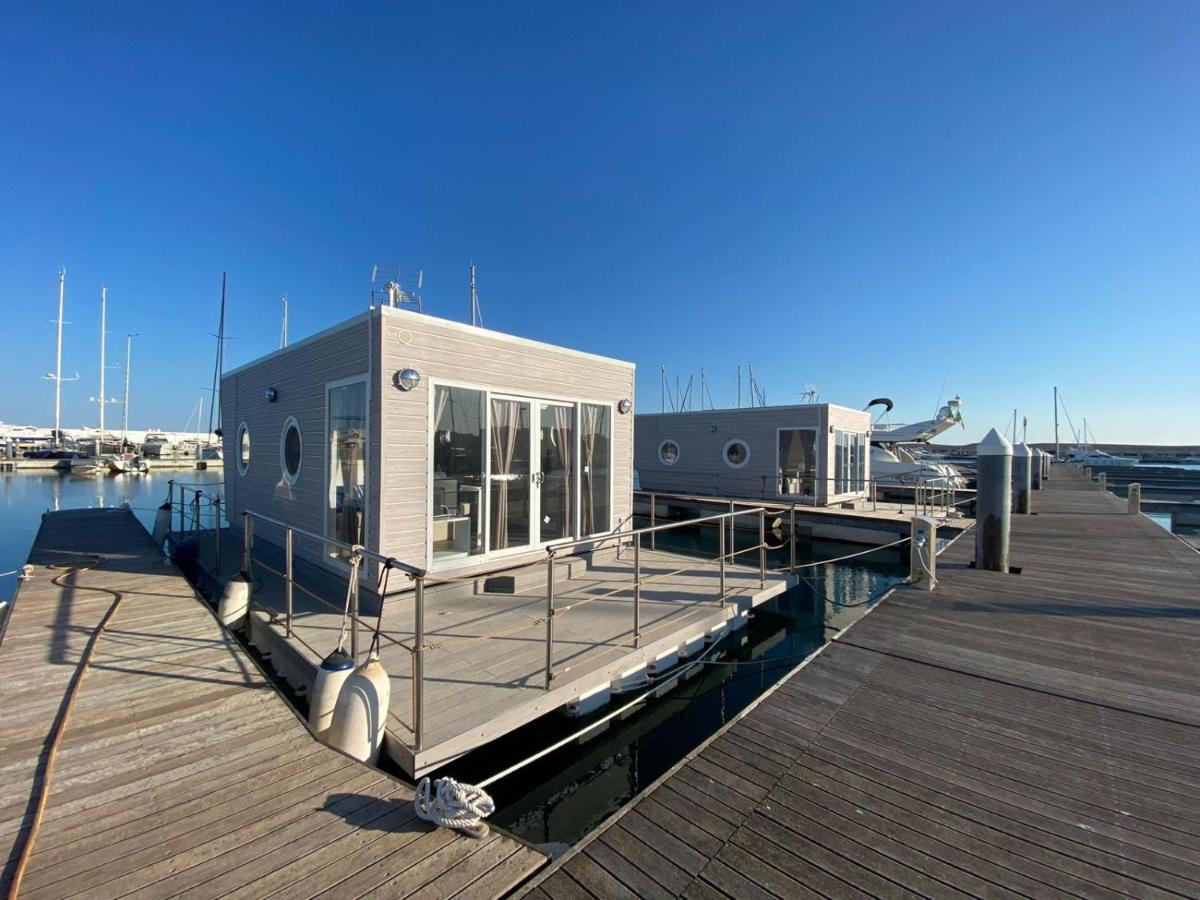 Готель Marina Del Gargano Houseboat Манфредонія Екстер'єр фото